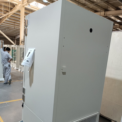 エネルギーを節約する超冷蔵庫 838リットルの容量 ラボのRNA冷蔵庫