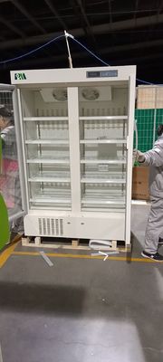 656Lワクチン接種の貯蔵のための良質の二重ガラス ドアの直立した薬学の医学冷却装置