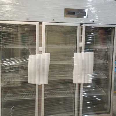 病院の実験室で使用される熱するガラス ドアのステンレス鋼の304の薬学医学冷却装置