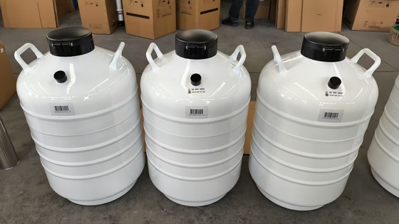 低温乾燥輸送機 試料輸送のための携帯型LN2蒸気相容器